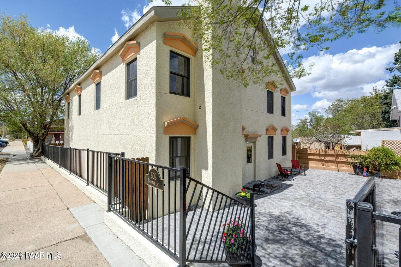 502 Western Ave