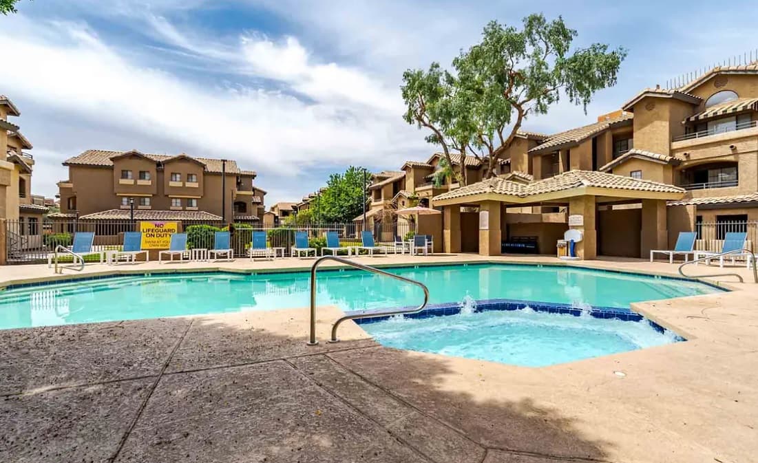 2 bed / 2 bath