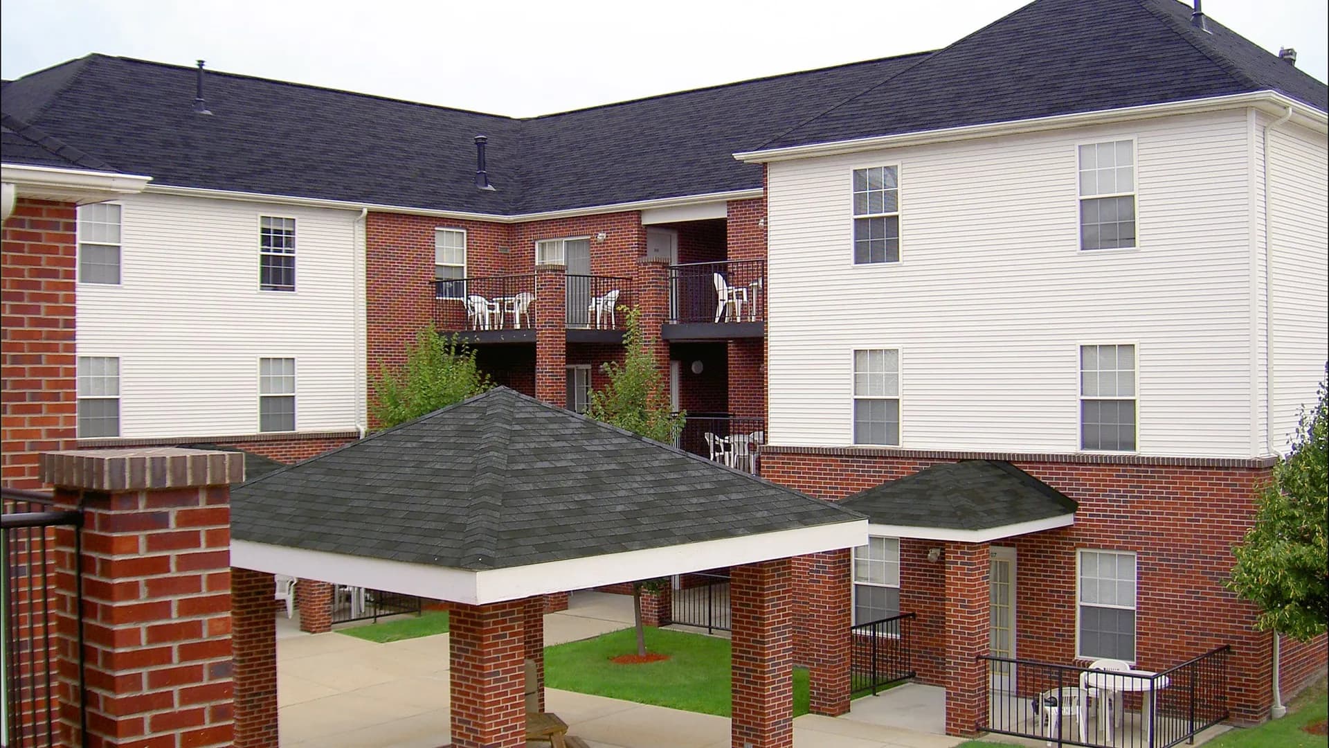 5BR/2.5BA