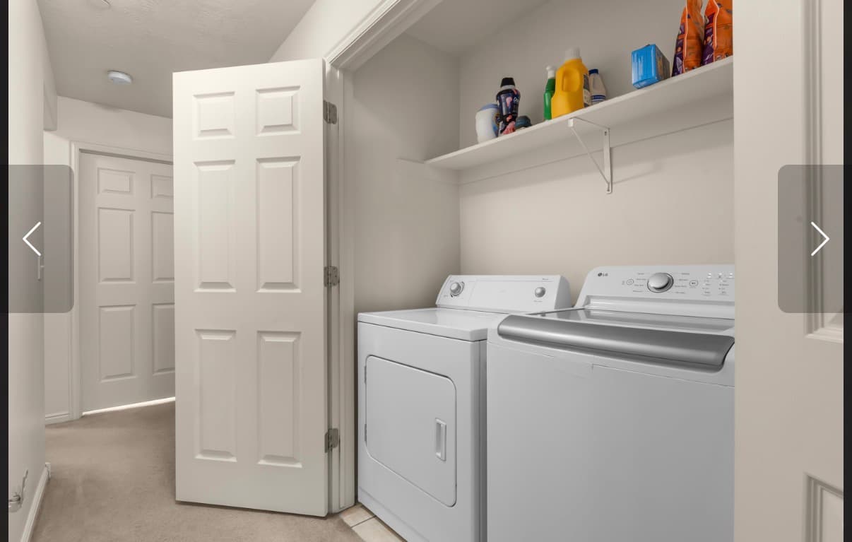 Private Room with Walk in Closet