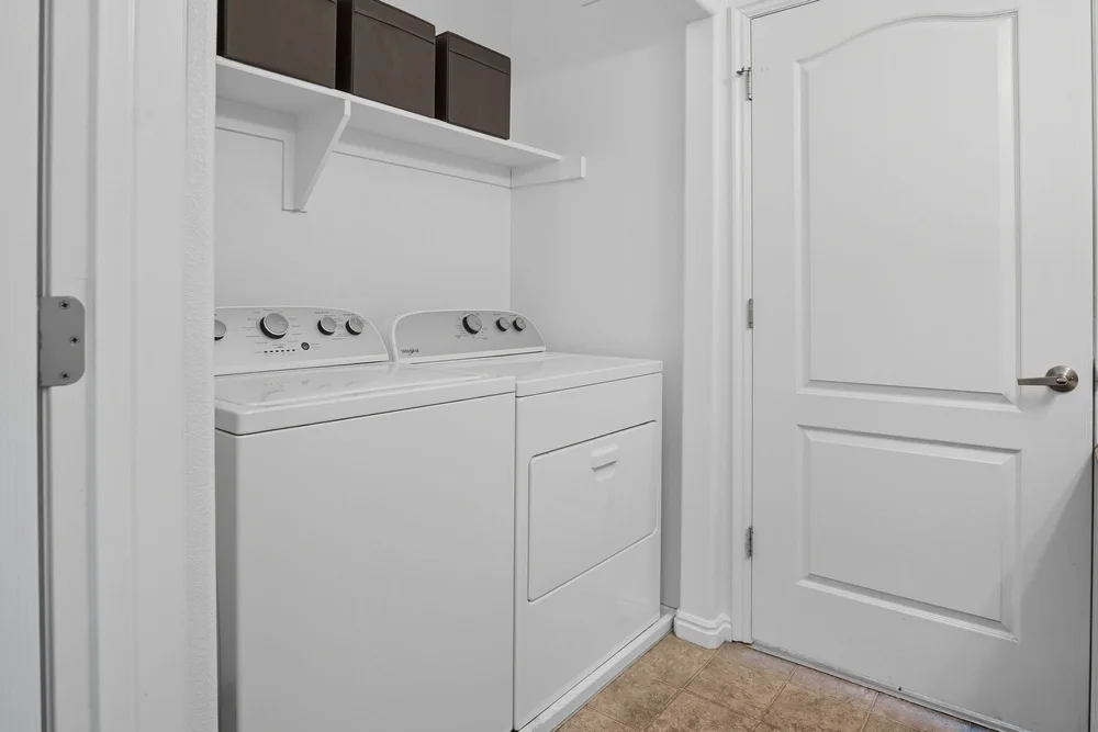July Free - Lease Transfer Private Room