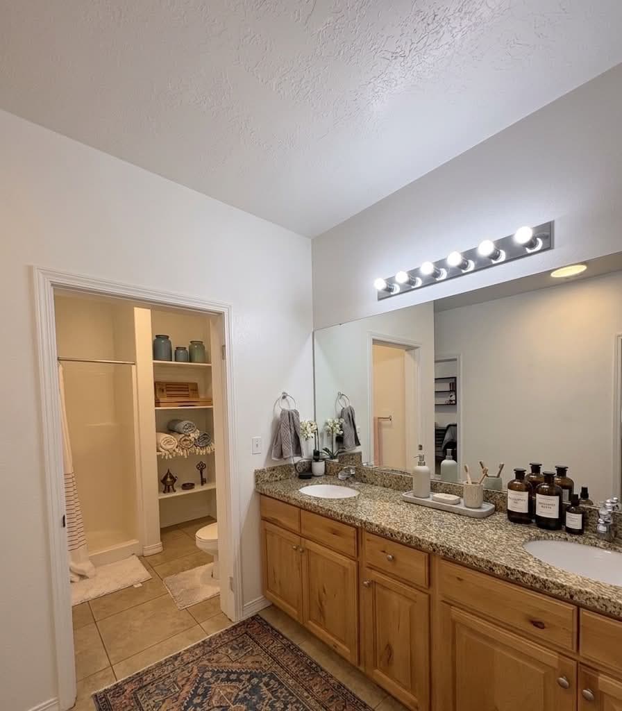 Apartment Contract for Sale