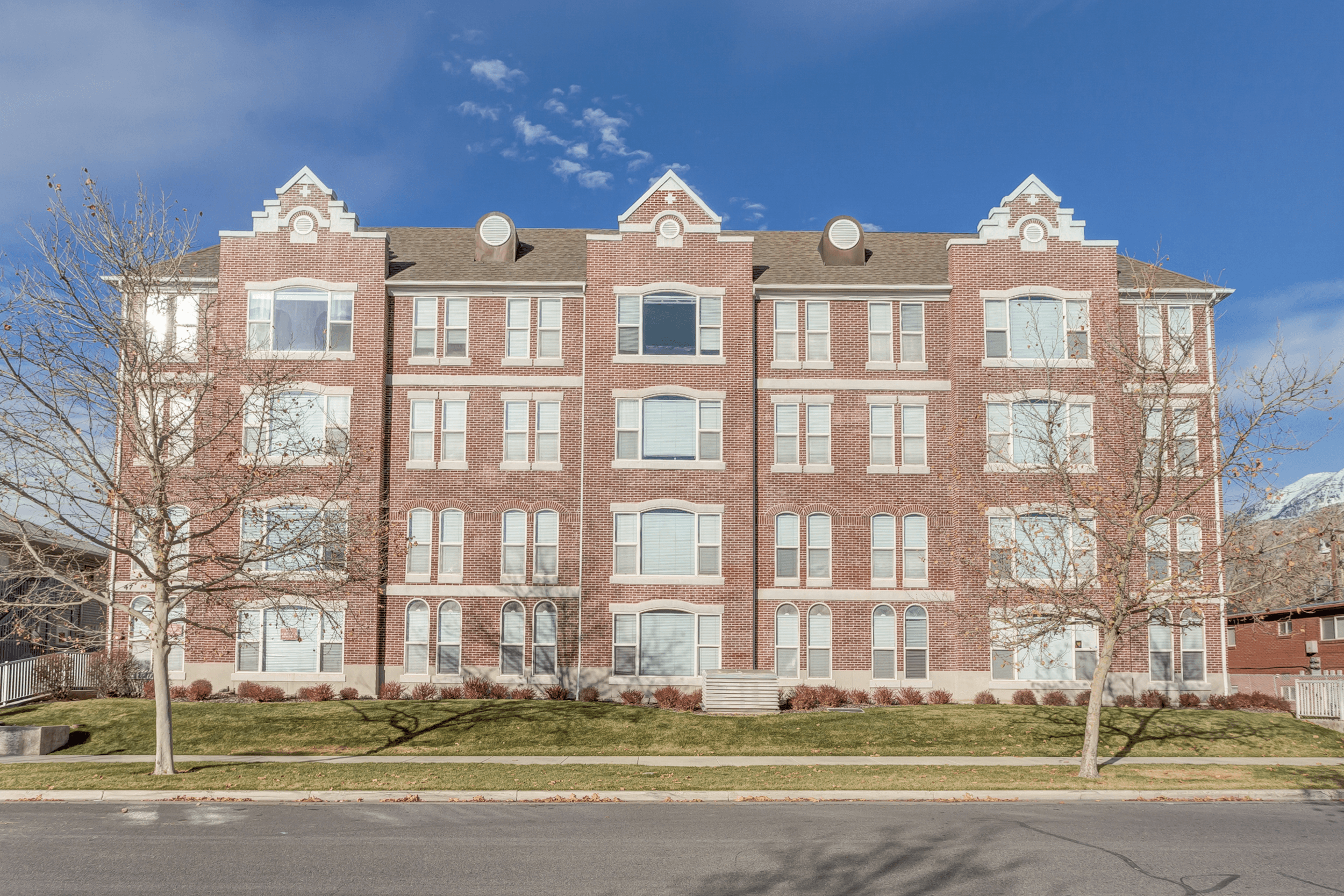 Female private room near BYU campus