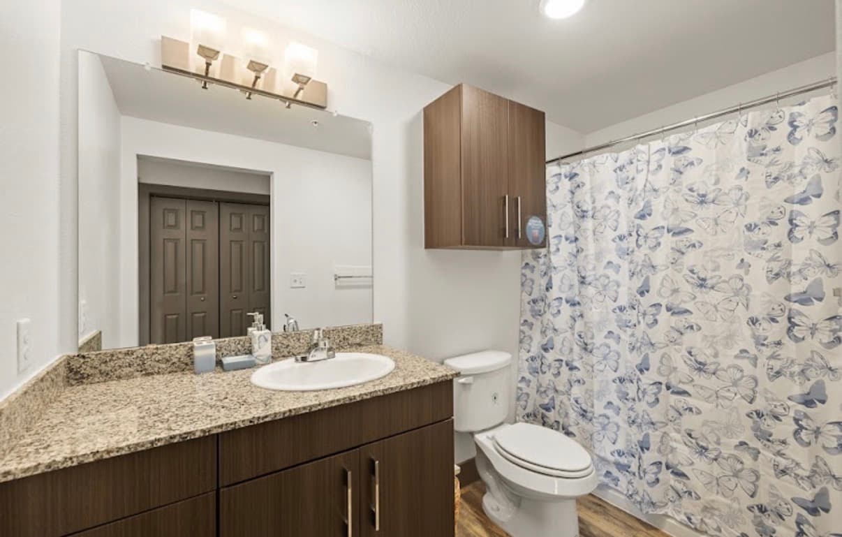 Modern cozy 1 bedroom apartment!