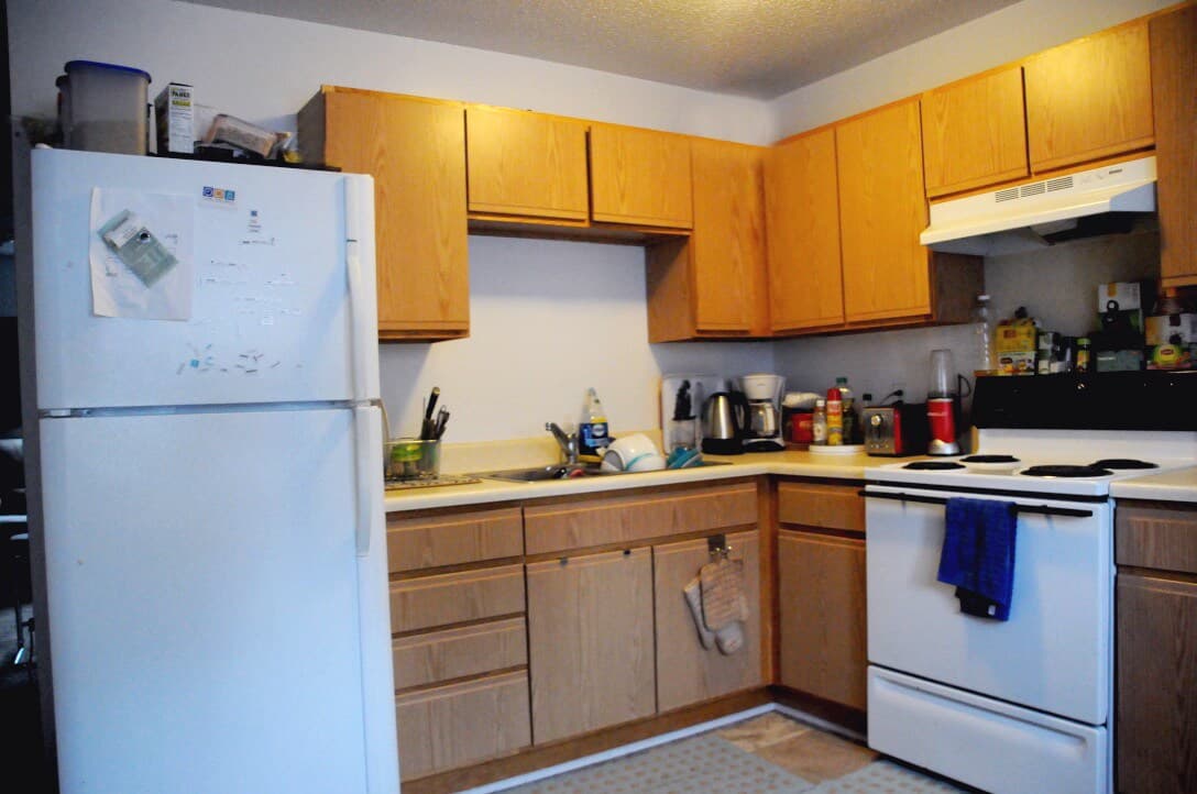 330 W Cherry St