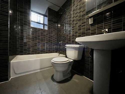 350 Manhattan APT # 3F