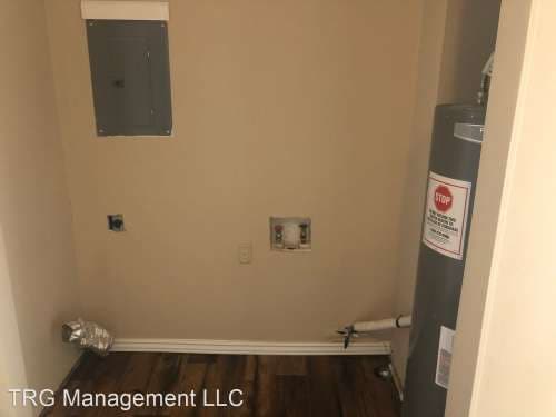1031 S. Glenn Apt. 4