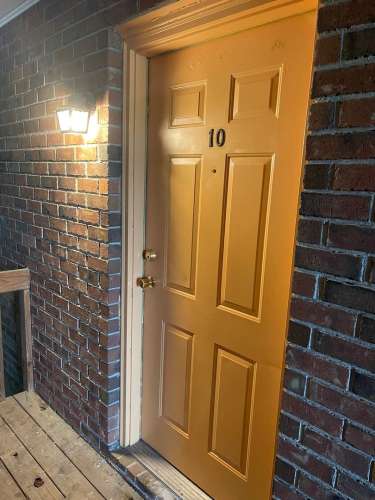 Studio Apartment at Cochran