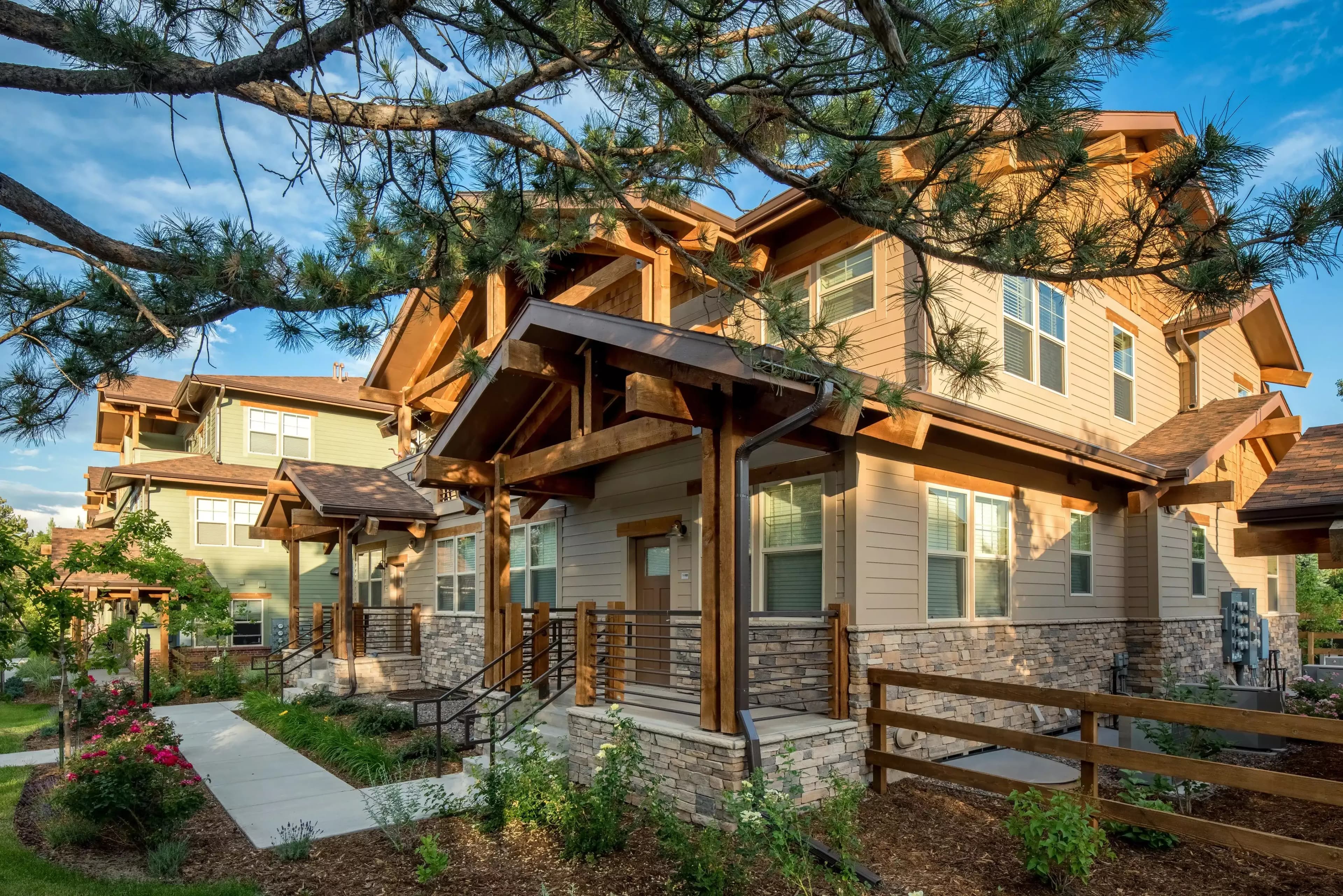 Carriage House Apartments