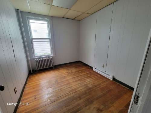 Spacious 3/4 bedroom on a quiet Street