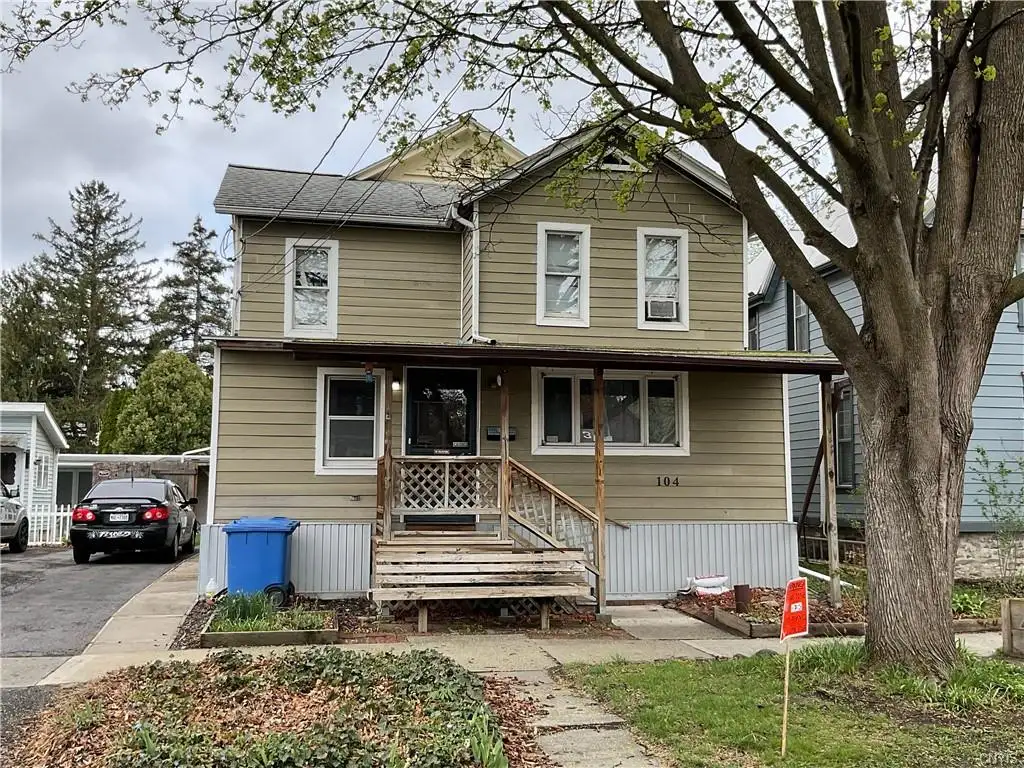 104 Franklin St unit 2