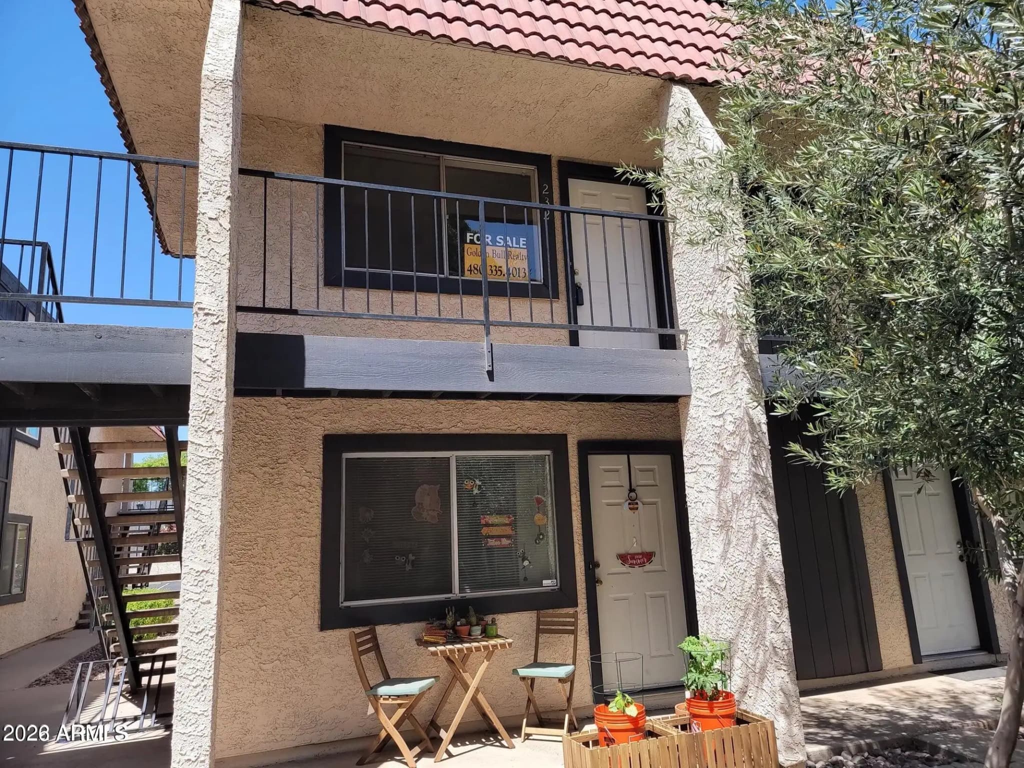 700 W University Drive
