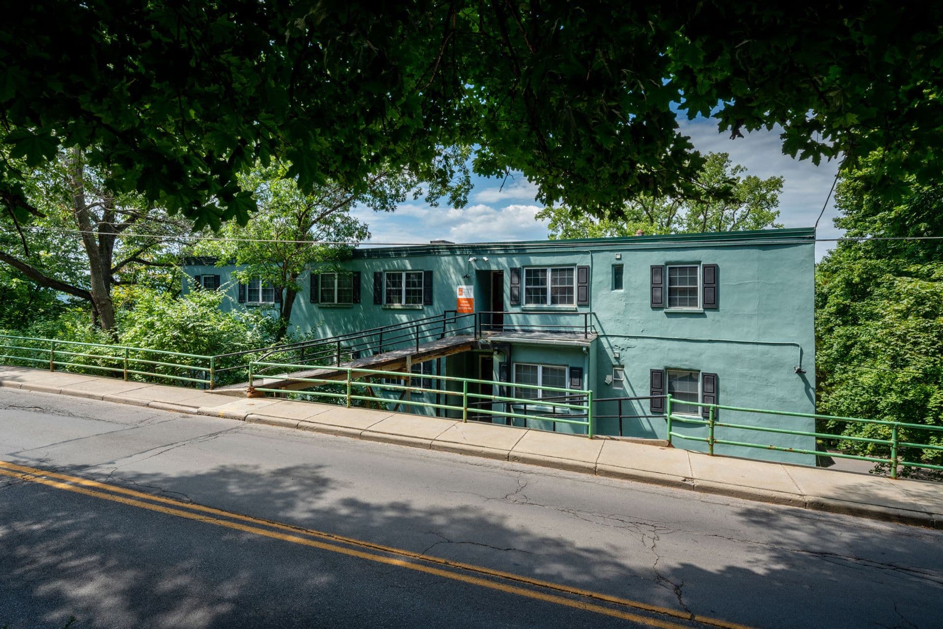 934 Stewart Ave