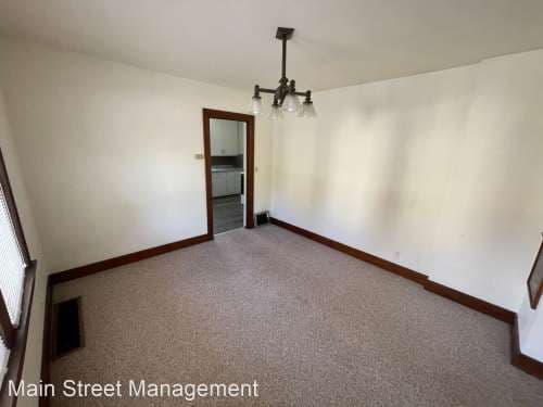 2349 Webster Ave