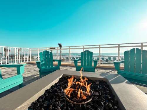 Triton Cay - Daytona Apartments