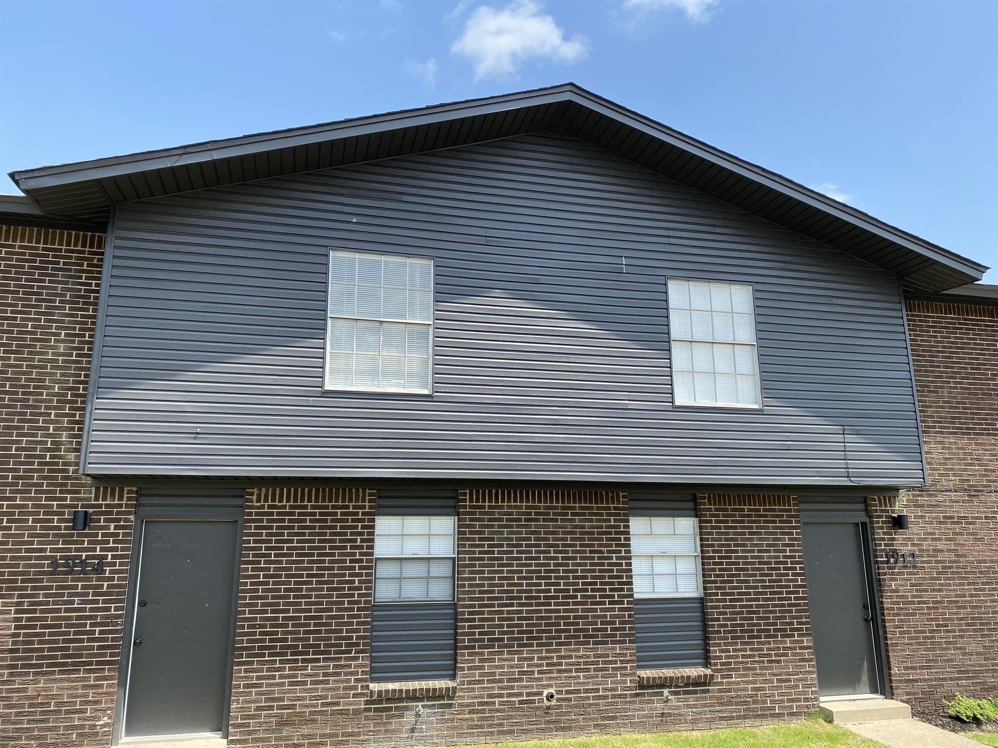 1912 Dave Ward Drive