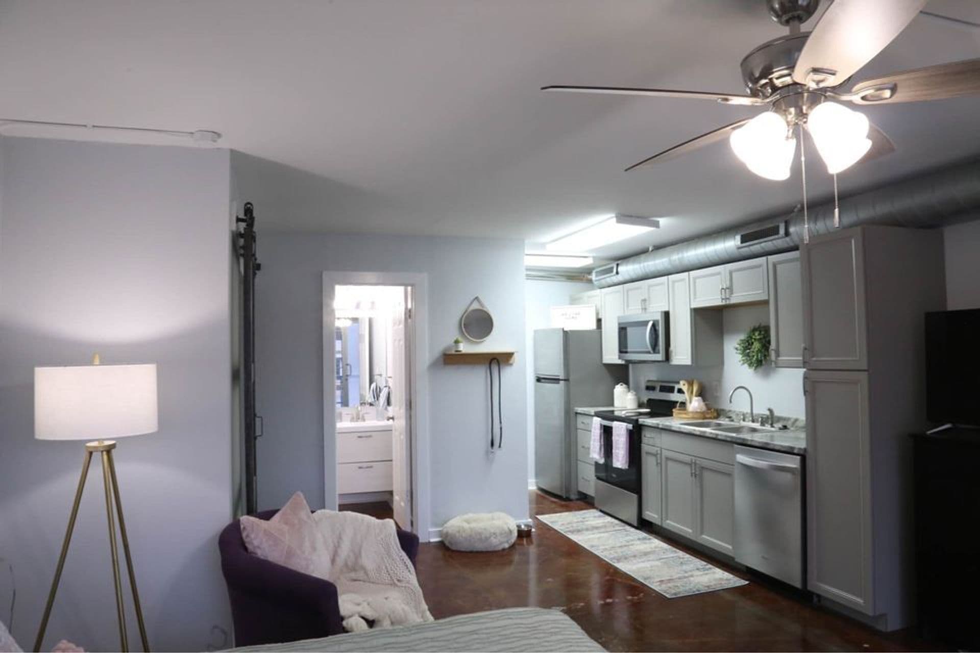 Renovated Studio Apartment Steps From FSU!