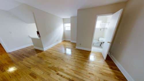 86-88 E Chittenden Ave
