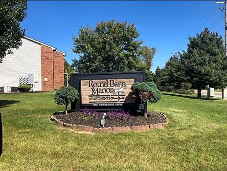 Round Barn Manor