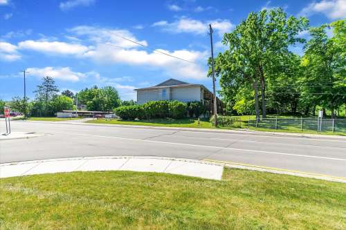 Parkside Apartments ( Parkside East Inc.)
