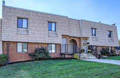 Chateau Terrace Apartments