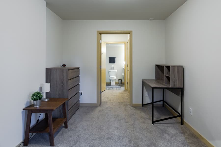 Oak Tree Campus Apartments