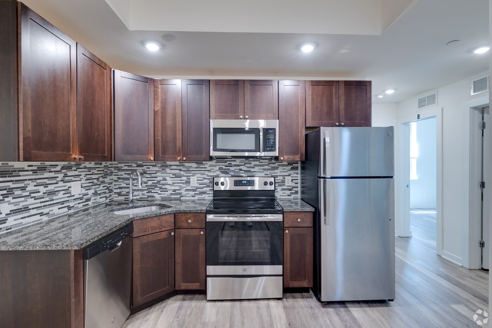 The Eleanor at Chestnut (Per Bedroom Lease)
