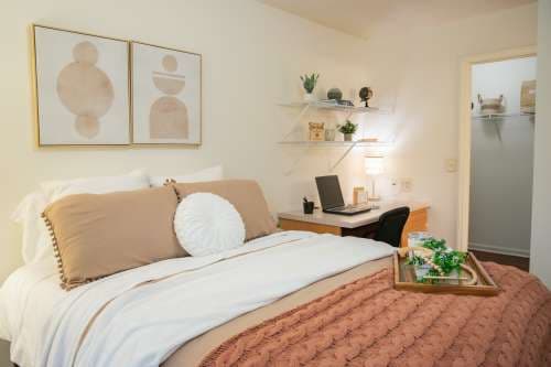 University Suites Student Housing