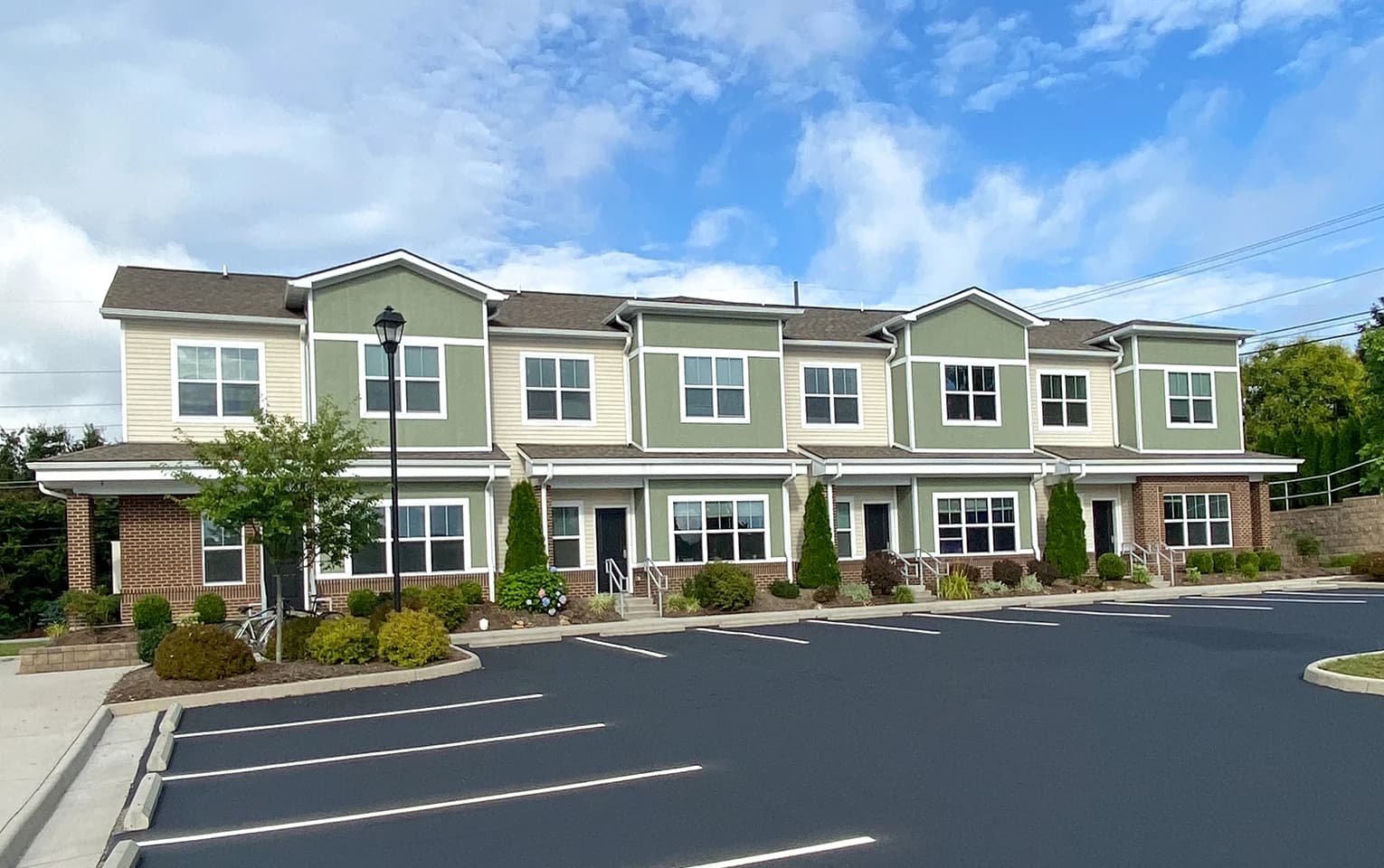 The Edge Apartments & Townhomes
