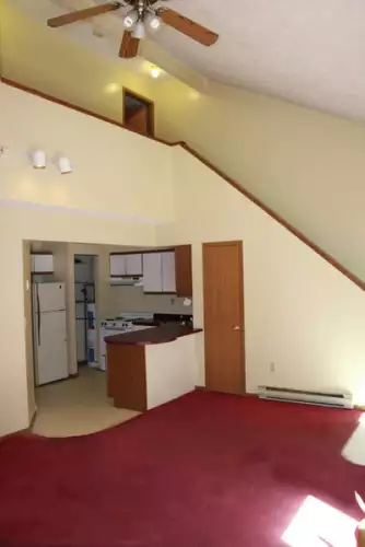125-131 Springbrook St-NO SECURITY DEPOSIT! FIRST MONTH FREE!!!