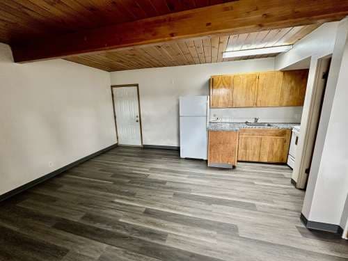 Valleyford Apartments