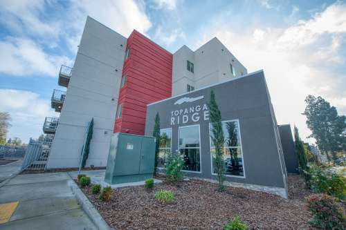 www.topangaridge.com