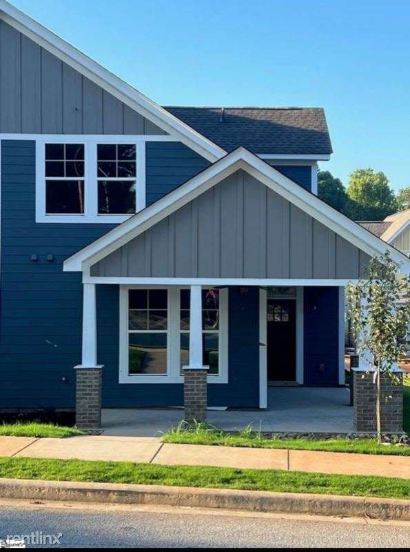 550 Twin Lake Rd
