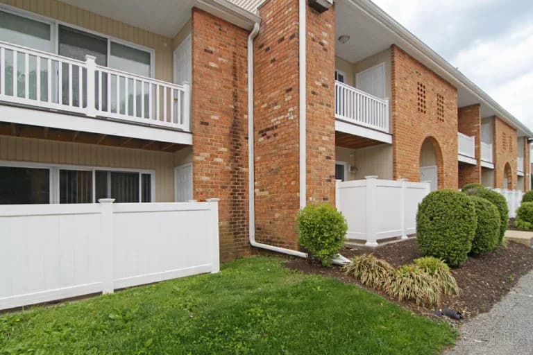 Hidden Creek Apartments