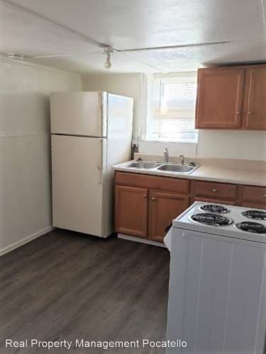 215 N 6th Ave
