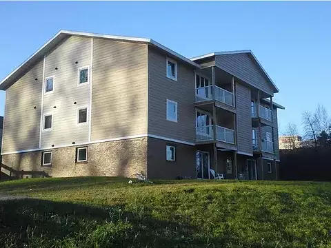 Lakeshore Drive Apartments