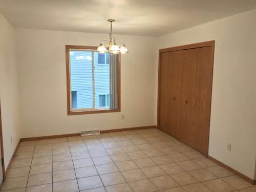 922 Elmwood Ave
