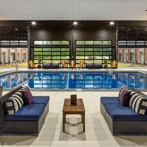 The Highlander Hotel
