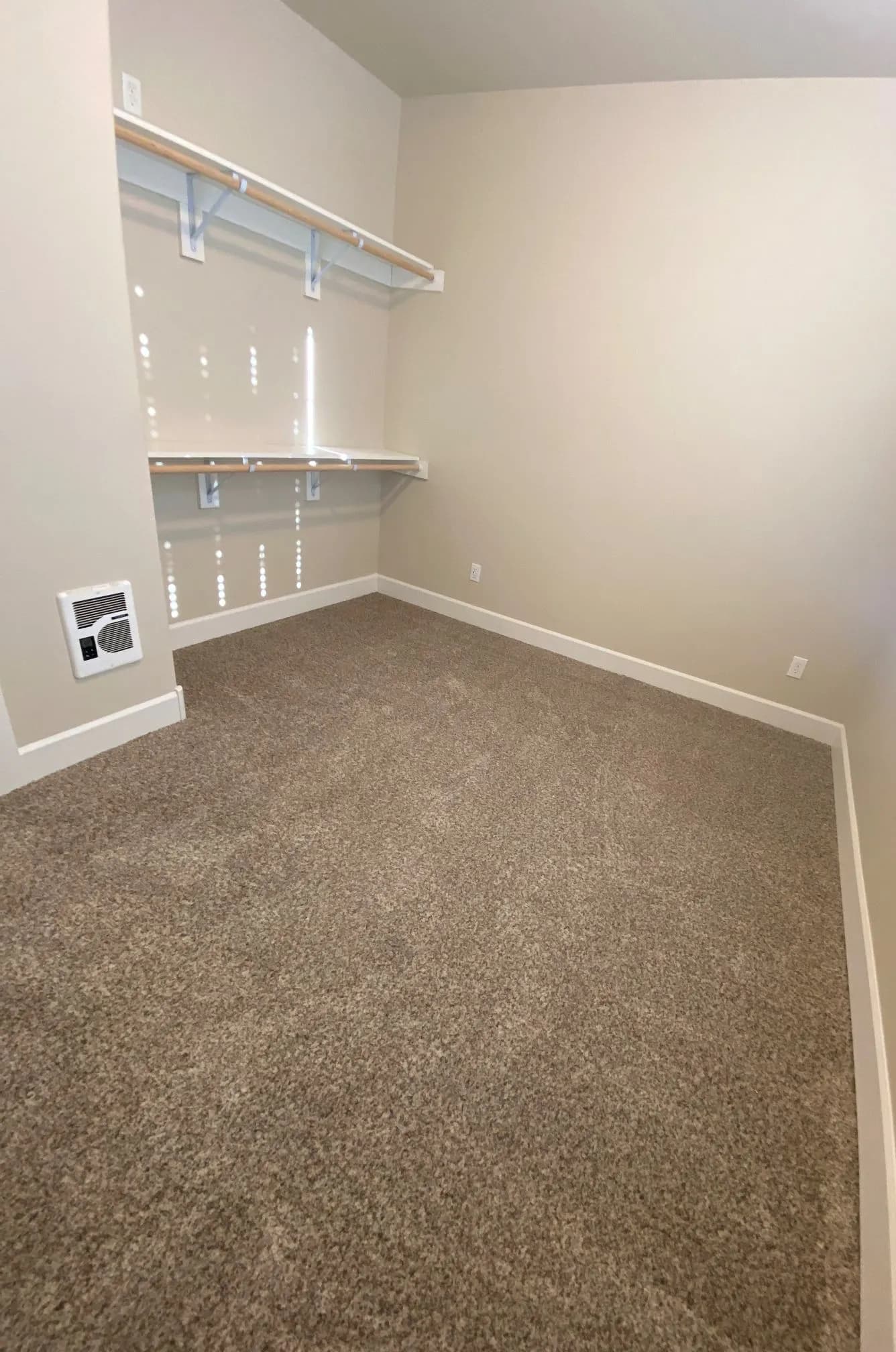 University Parkway Apartments