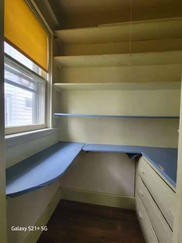 Spacious 3/4 bedroom on a quiet Street