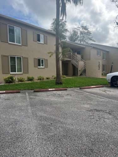 Spacious Master Bedroom for Rent in Hawks Landing Condo