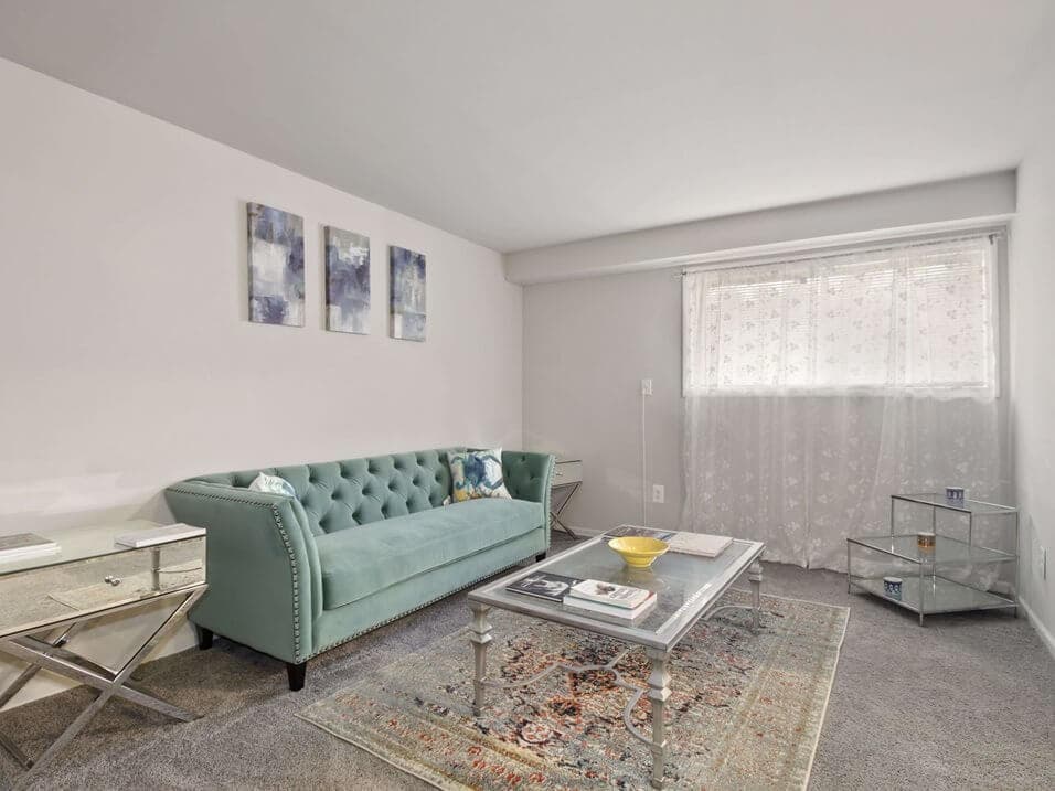 Rock Glen Apartments