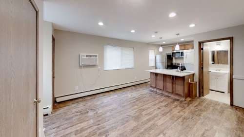 80 E 14th Ave