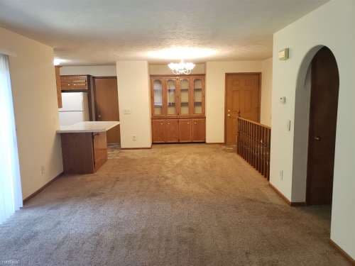 4677 Byron Center Ave