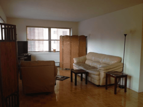 Mega Harlem townhouse 1br