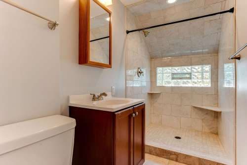 JUNE MOVE IN- 4 bedroom house near Concordia