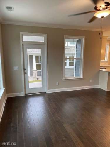 550 Twin Lake Rd