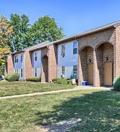 Roxbury Ridge Apartments