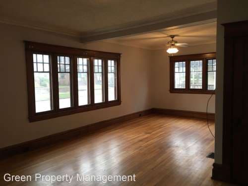 811 Kalamazoo Ave