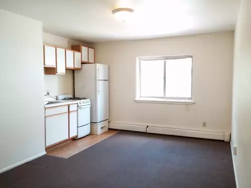 Studio 523 (523 N. 17th St.)
